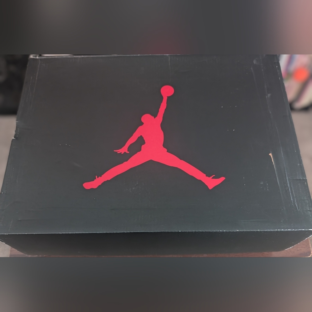 Pre-loved Men's Jordan 5